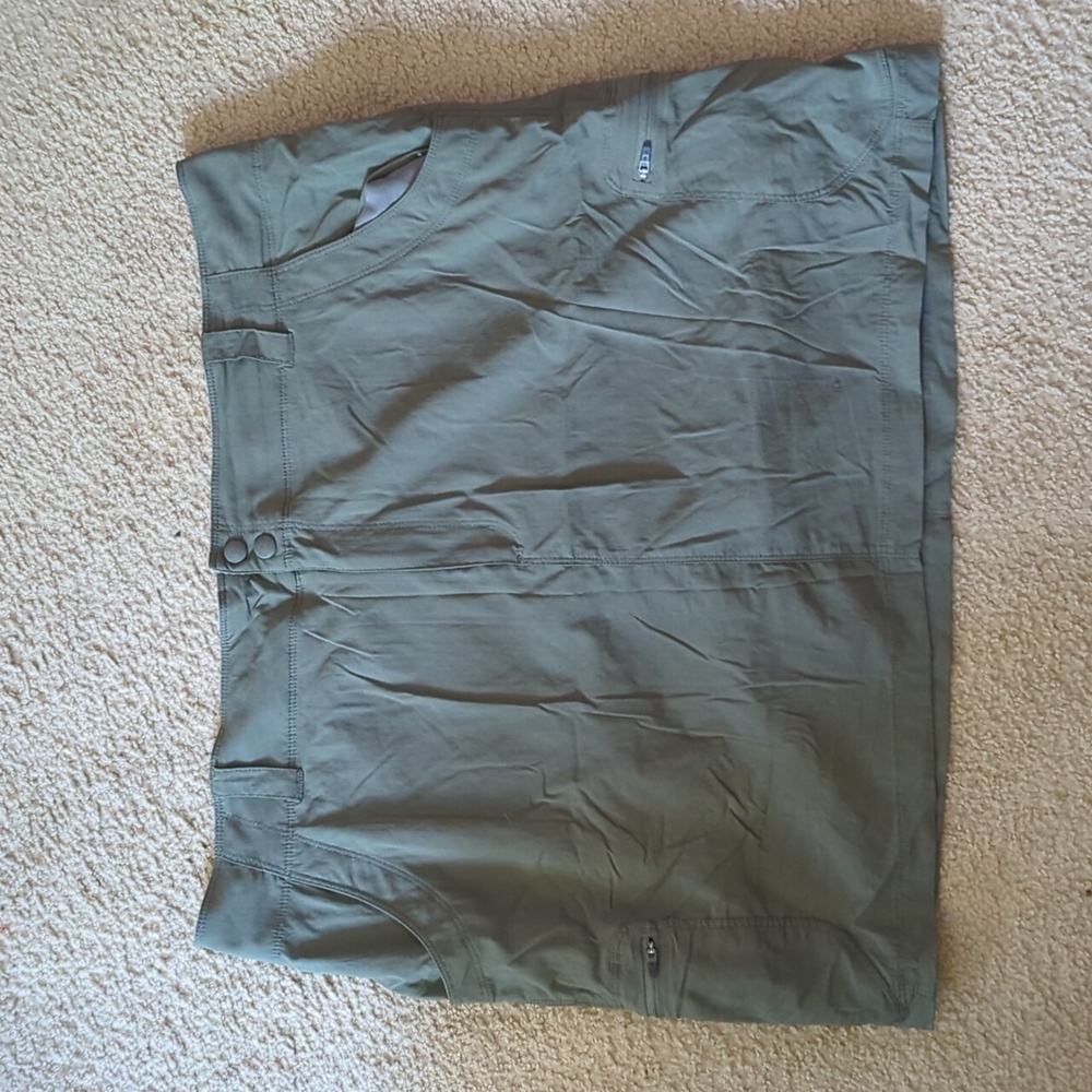 L.L Bean Green Athletic Athleisure Skirt Size 18 Regular